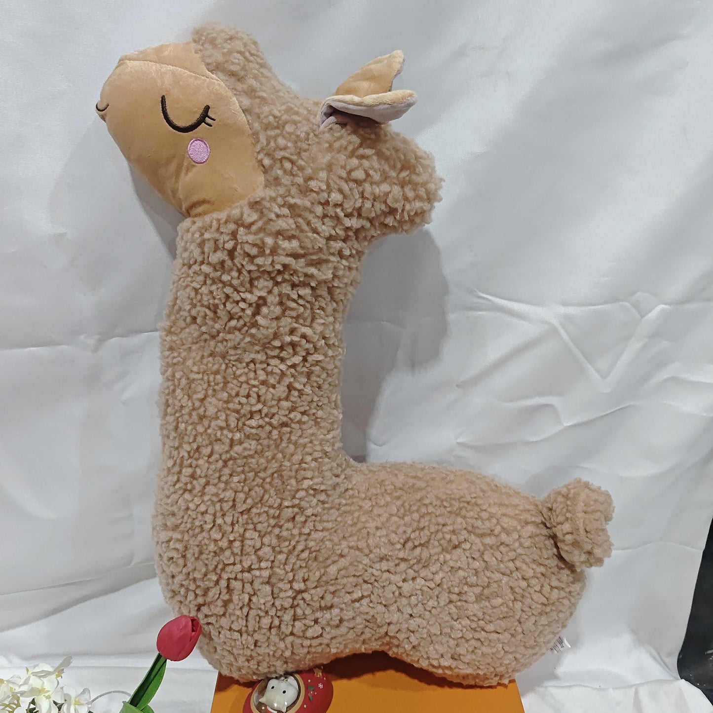 Alpaca plush pillow
